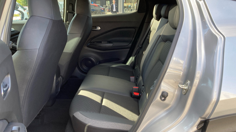 Nissan Juke 1.6 Hybrid N-Connecta 5dr Auto Hybrid Hatchback